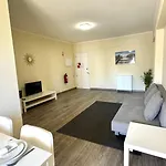 Da Rocha, 5-f, Charming With Air Conditioning - Patio Da Rocha By Ig Apartment *
