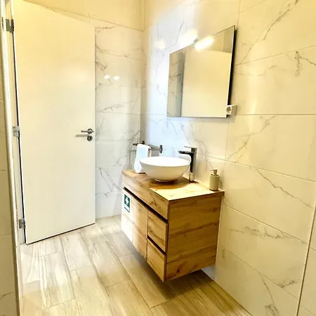 Da Rocha, 5-f, Charming With Air Conditioning - Patio Da Rocha By Ig Апартаменты *