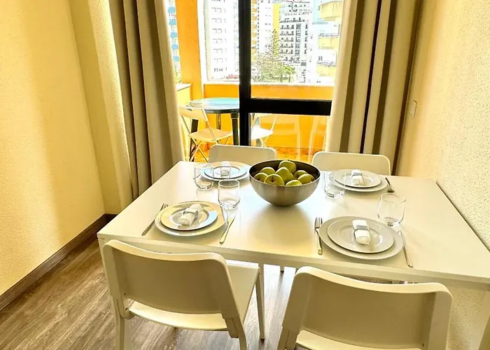 Da Rocha, 5-f, Charming With Air Conditioning - Patio Da Rocha By Ig Daire