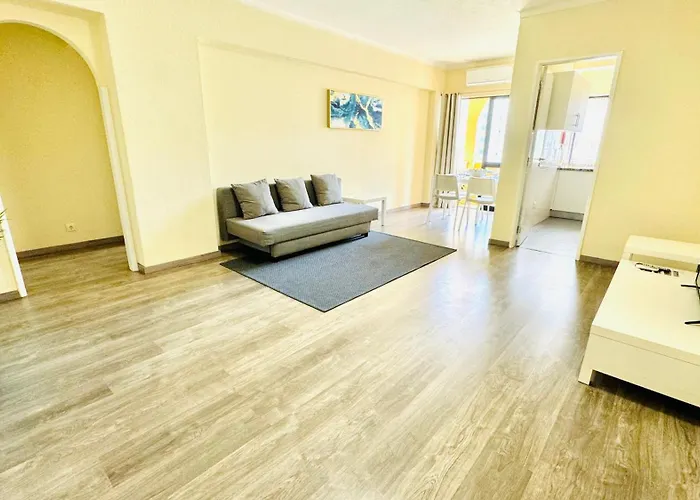 Daire Da Rocha, 5-f, Charming With Air Conditioning - Patio Da Rocha By Ig Portimão